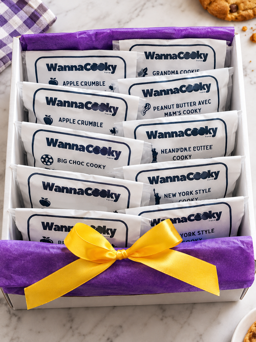 Mock up Box Set of 12 Big Cookies